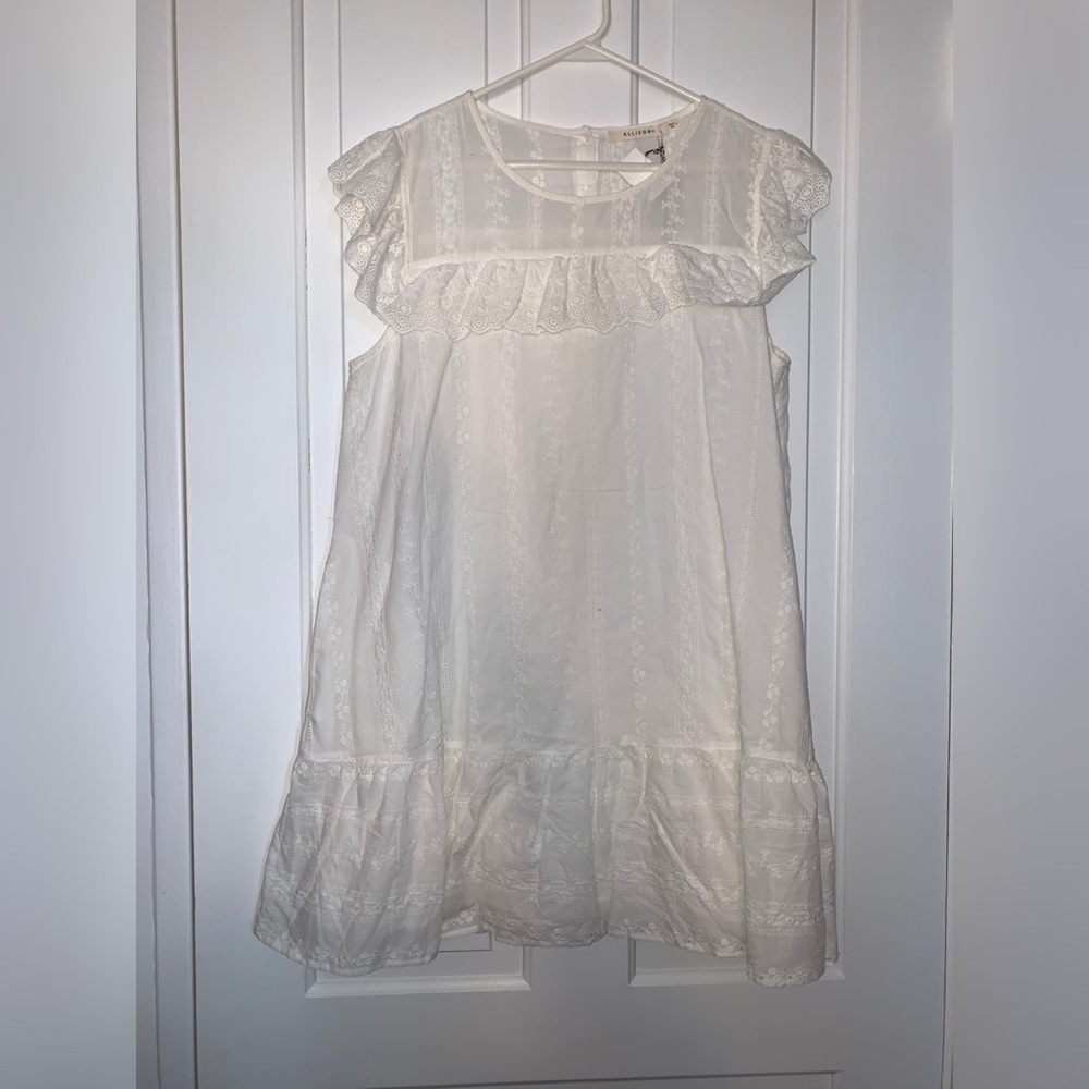 White Dress With Pockets and Tags